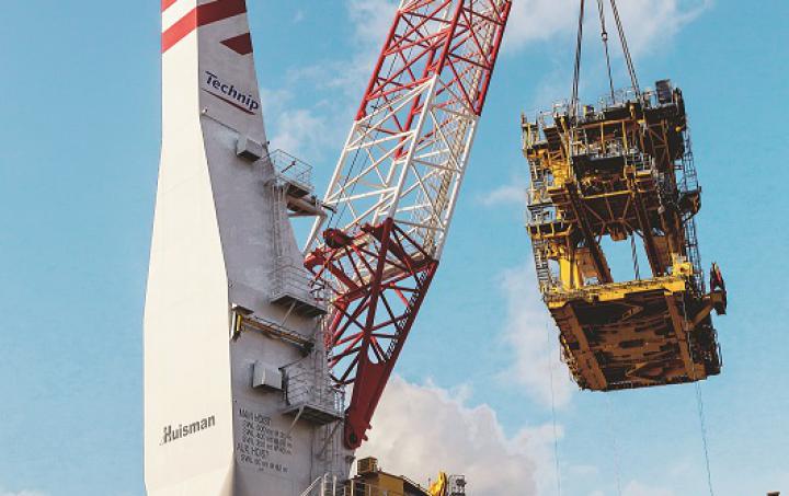 Pedestal Mounted Cranes