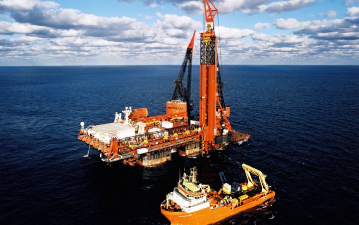 1,050mt J-lay System Balder, Heerema