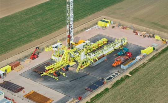 Land drilling systems