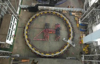 Huisman builds world's largest bearings